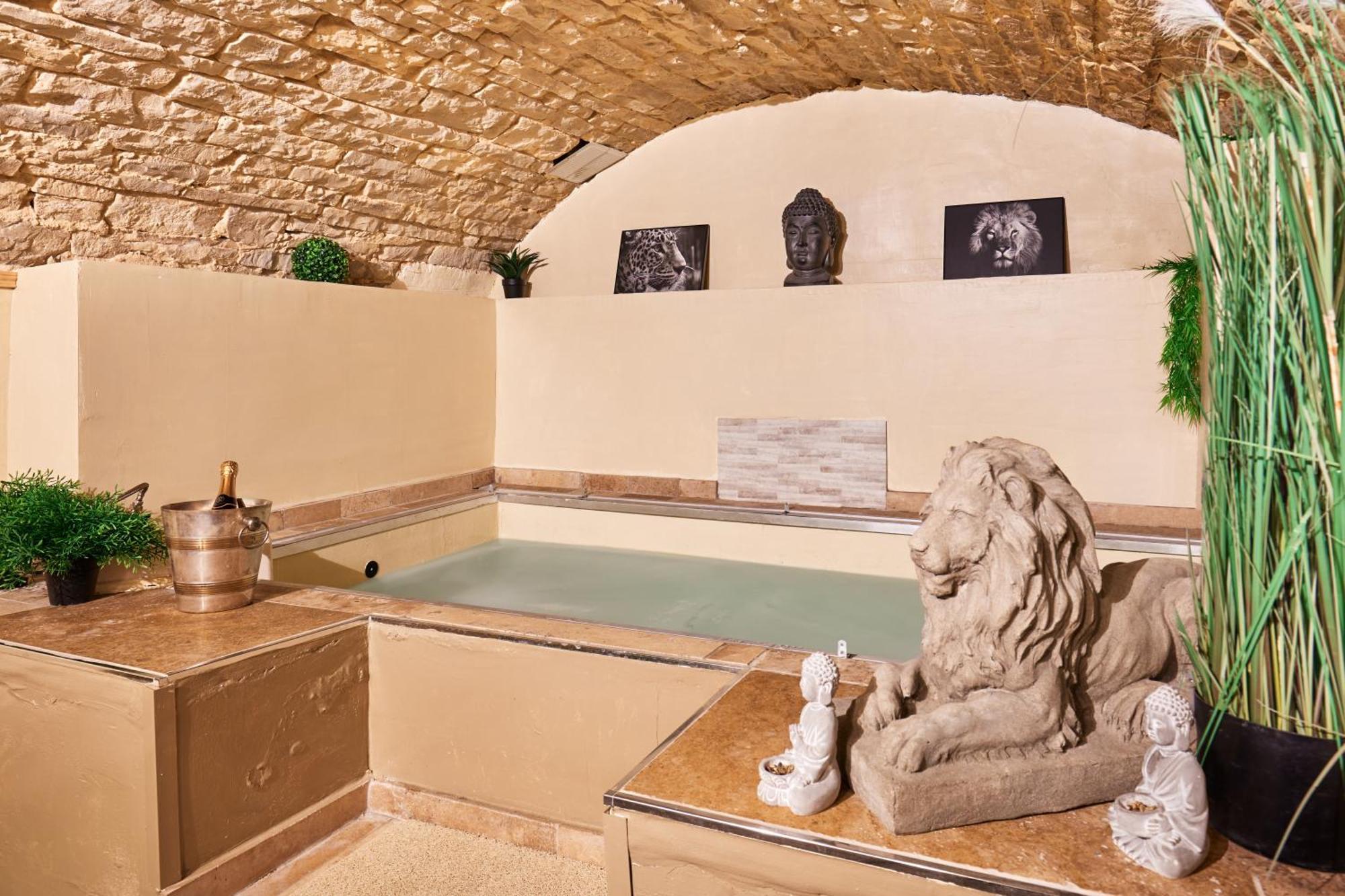 Suite Lovespa Coligny Exteriér fotografie