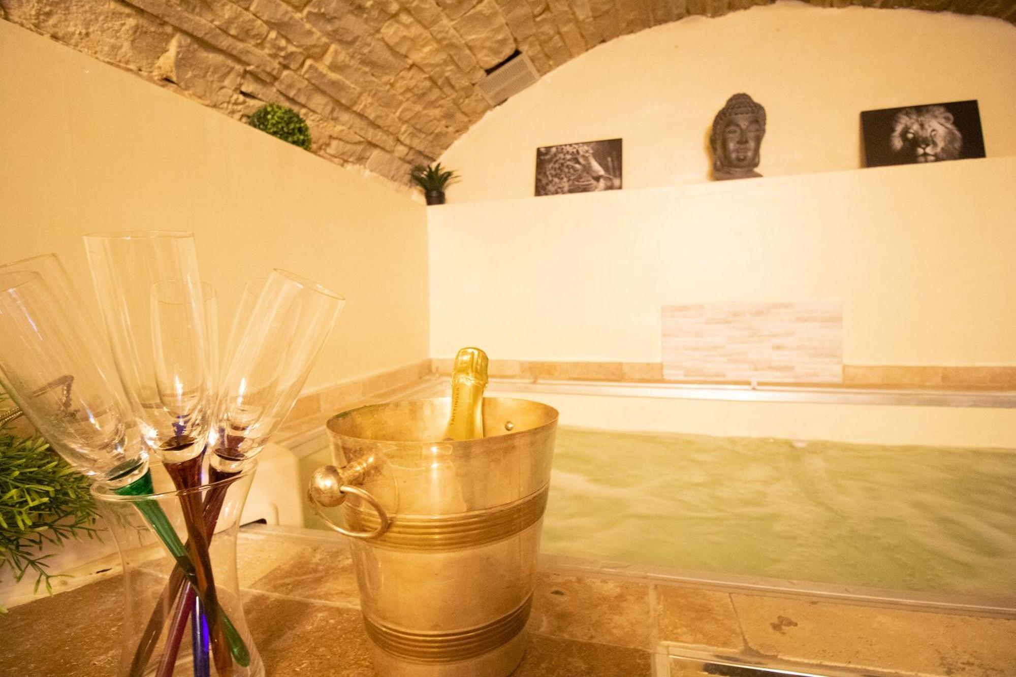 Suite Lovespa Coligny Exteriér fotografie